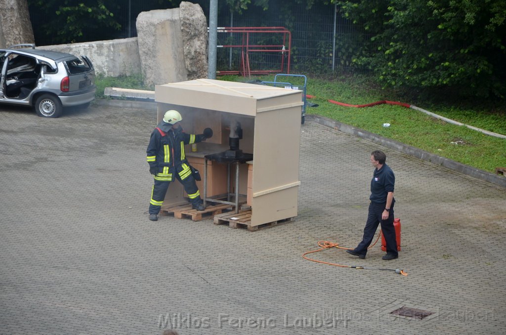 Tag der Offenen Tuer BF Koeln Weidenpesch Scheibenstr P531.JPG